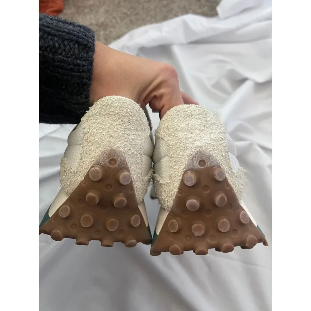 New Balance‎ 327 in Vintage Teal - Picture 14 of 14